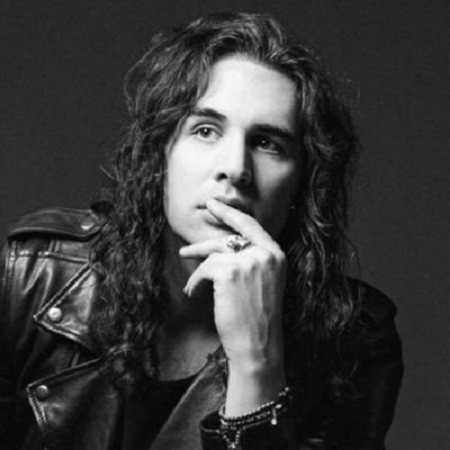 Nick Simmons Launches Blog | full in bloom