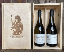 KISS Guitarist Tommy Thayer’s NEW Wine Collaboration: ‘Tommy’s Reserve’ – Pete’s Mountain Vineyard and Winery – 2022 – ORDER