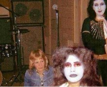 KISS Drummer Peter Criss Wishes Gene Simmons Happy Birthday: “How many memories and happy days…”  – 2022
