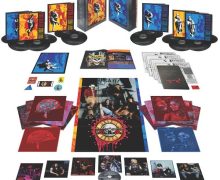Guns N’ Roses ‘Use Your Illusion 1 & 2 Boxset – Super Deluxe – VINYL/LP/CD/Blu-ray – 2022 – Box Set