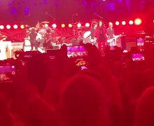 Motley Crue’s Tommy Lee & Nikki Sixx Jam “Live Wire” w/ Foo Fighters at Taylor Hawkins Tribute Concert – 2022 – VIDEO