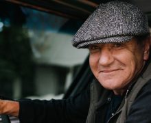 Brian Johnson on His Memoir, Bon Scott, & Why He Stopped Writing AC/DC’s Lyrics in the Mid-’80s: “I think that was a management decision” – 2022 – INTERVIEW