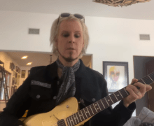 Motley Crue Guitarist John 5 Jams “Girls, Girls, Girls” – 2022 – VIDEO